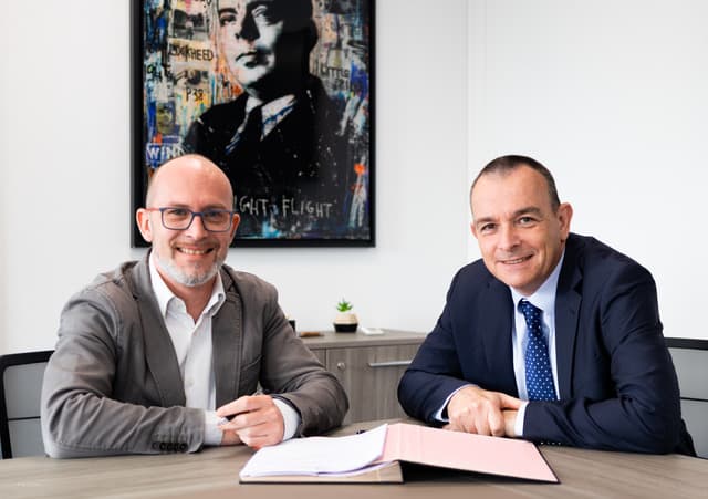 Anywaves X MAP signing